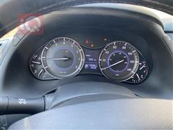 Infiniti QX80